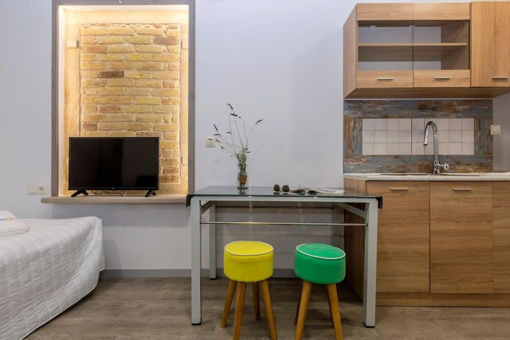 Vap Suite Corfu  Luaran gambar